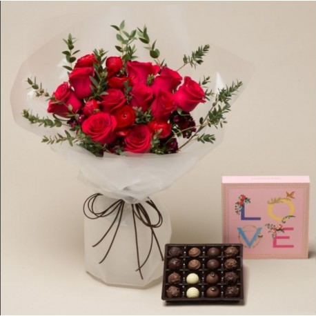 Say Love + HQ Chocolates (2101281)